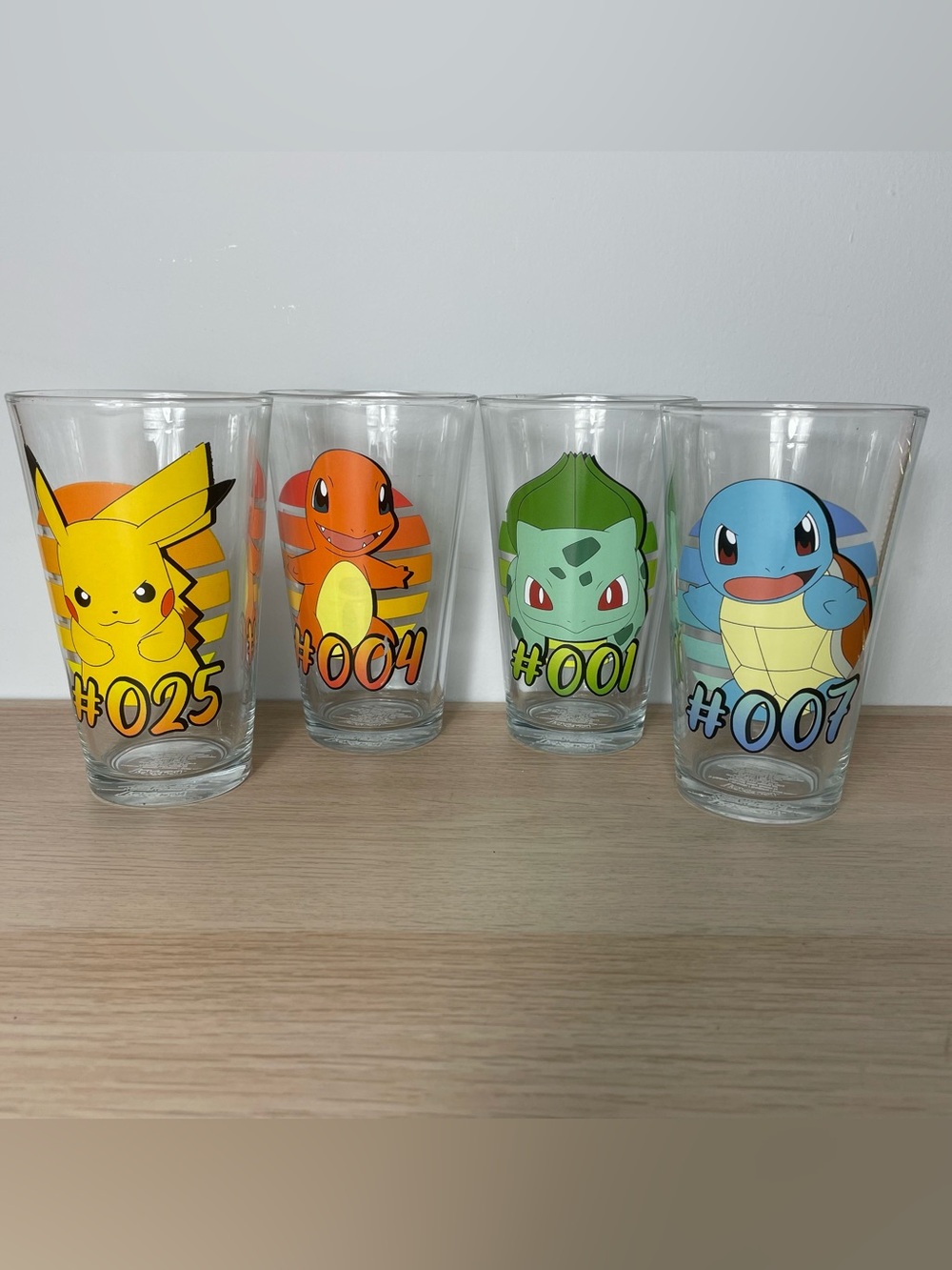 Pokemon Starter Gradients 4-Piece 16oz Pint Glass Set Silver Buffalo Kanto